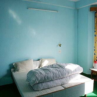 Hotel White Nest, Kalpa 2